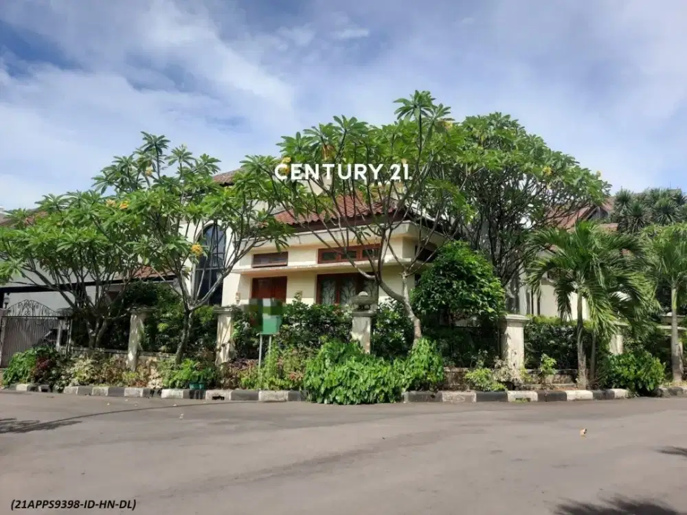 Rumah Asri Dan Luas Depan Taman Di Perumahan Rempoa Jaksel