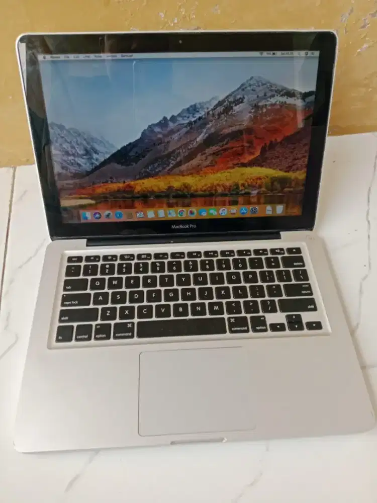 Macbook Pro 2011 core i5 ram 4gb hdd 500gb
