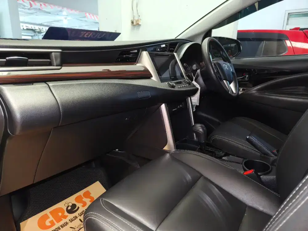 [Gress Mobil Kutisari ] INNOVA RIBBORN V DIESEL A/T 2018 READY