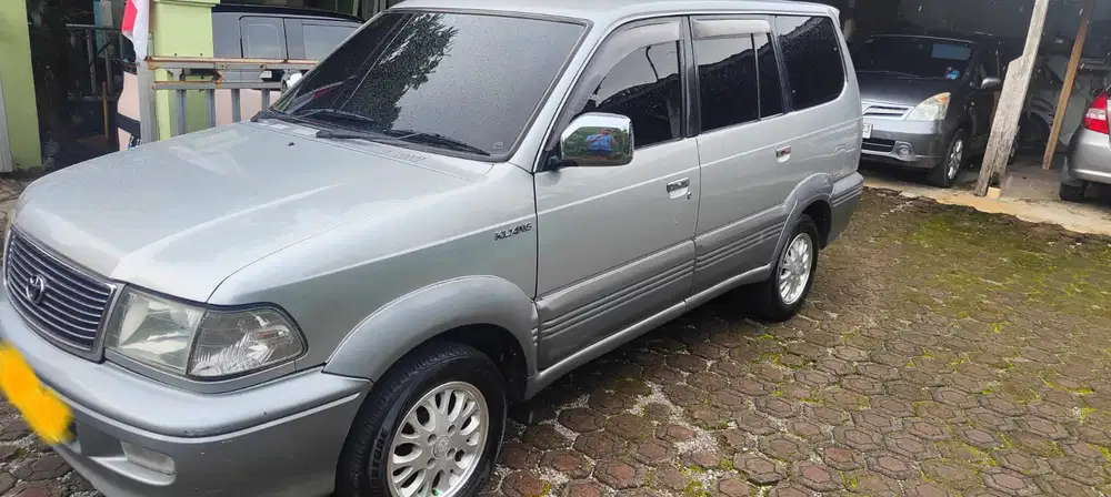 Toyota Kijang 2002 Bensin