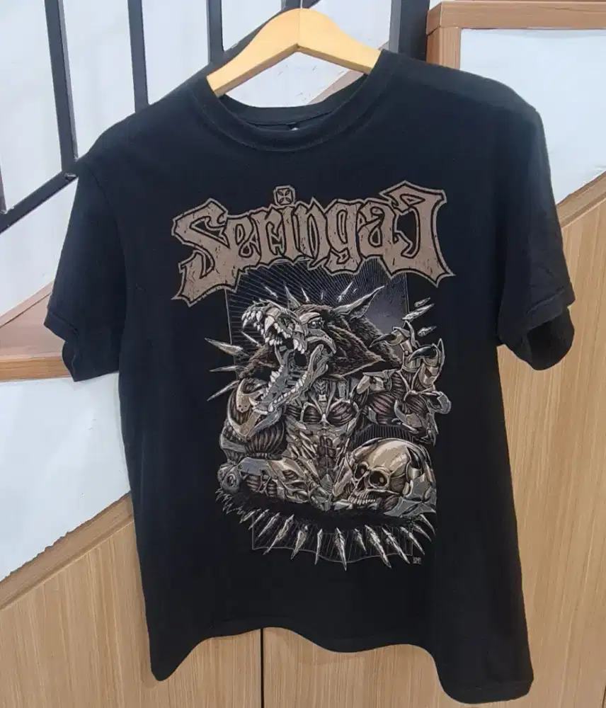 Kaos merk Seringai original size M luar kondisi like new hanya 2x pake