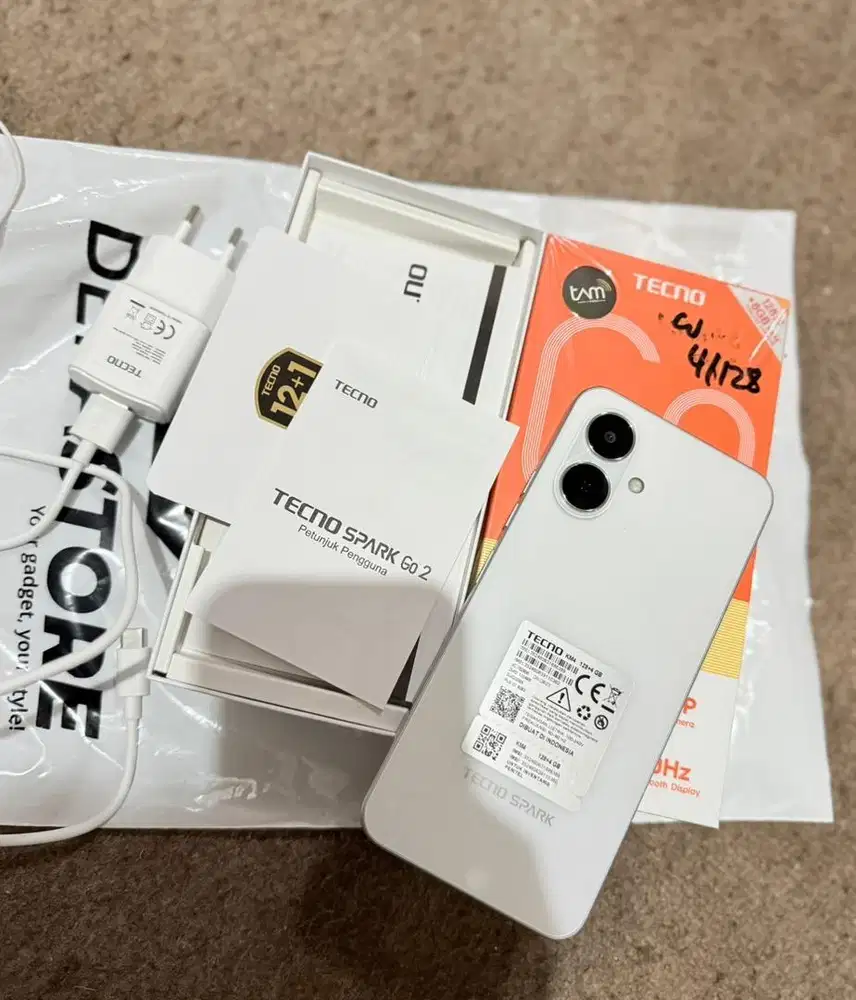 Tecno spark go 2 4+4/128gb