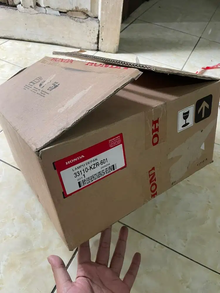 Body kasar,headlamp,stoplamp vario 125 old kzr