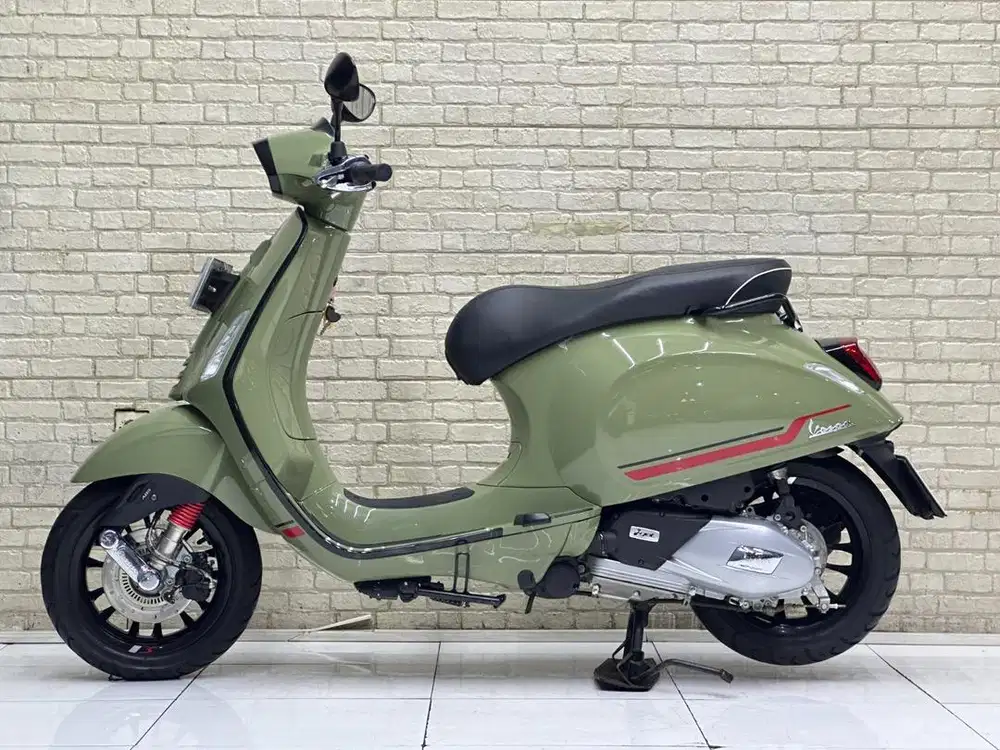 Odo 6rb‼️ Vespa Sprint S 150 Iget ABS 2023 Gres baru - Zaky Mustika