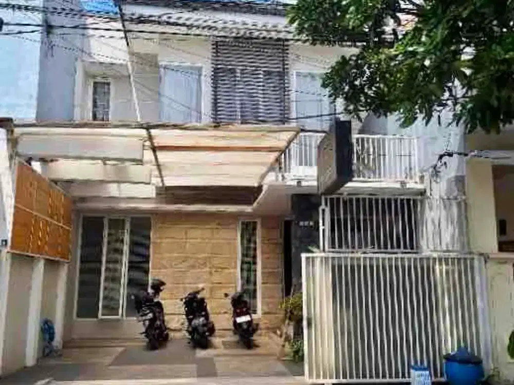 Rumah Minimalis 2 Lantai Pinggir Jalan Sawojajar
