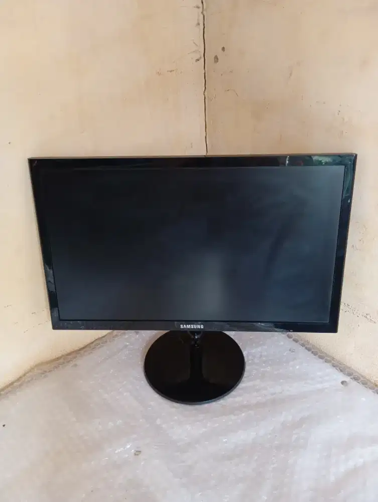 TERIMA BELI MONITOR PC SATUAN DAN BORONGAN KANTOR