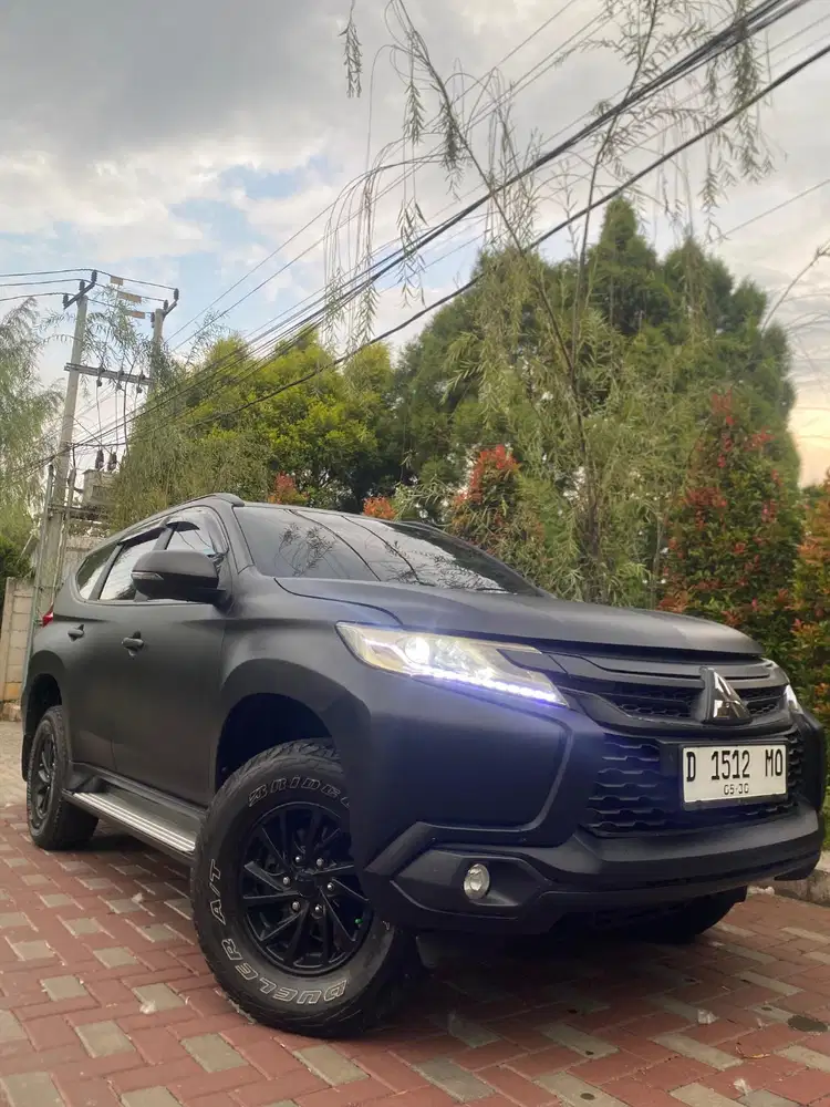 Mitsubishi Pajero Sport 2.5 Exceed 4x2 Solar A/T 2016 Hitam