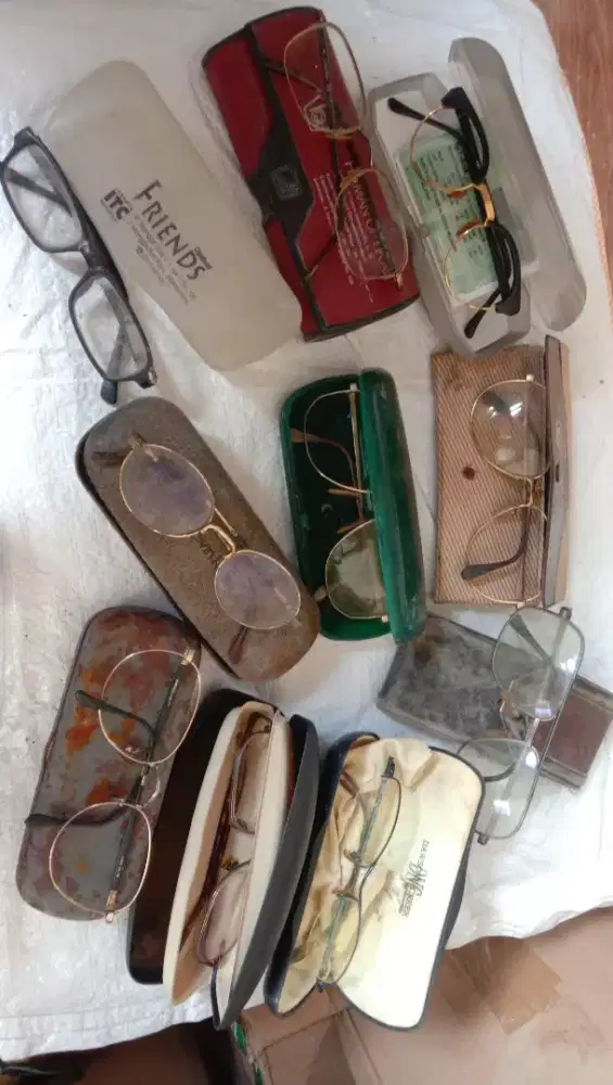 Kacamata campur minus plus baca