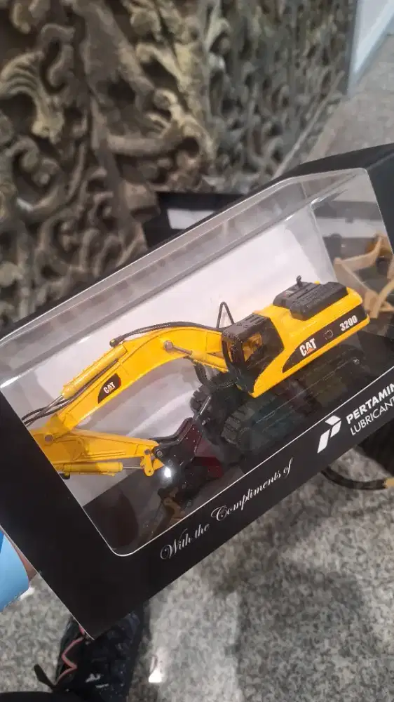 Jual Rugi - New - Gift Alat berat Cat 3200 - PT Pertamina Lubricants