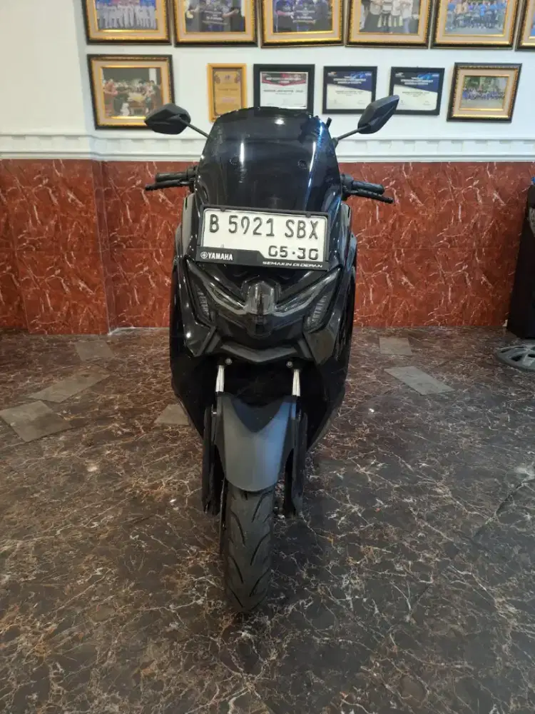 Hub ima , dp 2 jt Nmax Neo S 2025 terbaru.  Grade A , km Low