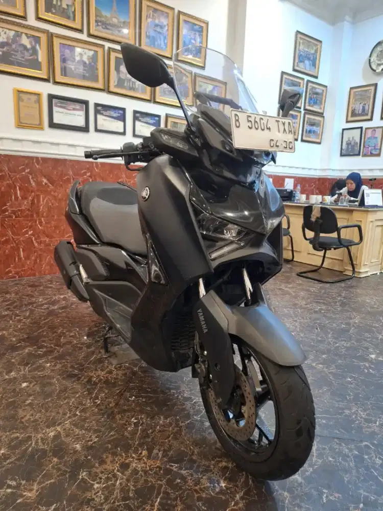 HUB KOM DP PROMO XMAX CONNECTED 2025 LIKE NEW BERGARANSI FREE OLI