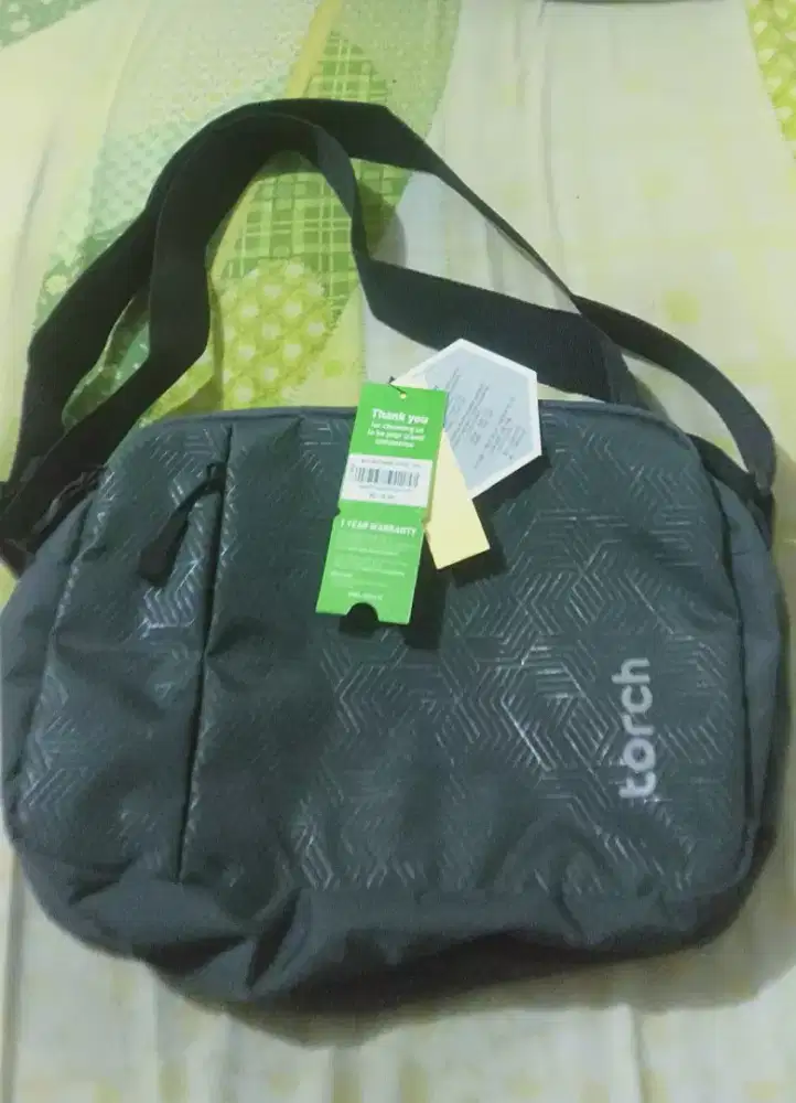 Tas Selempang Merk Torch (Neo Travel Ponch)