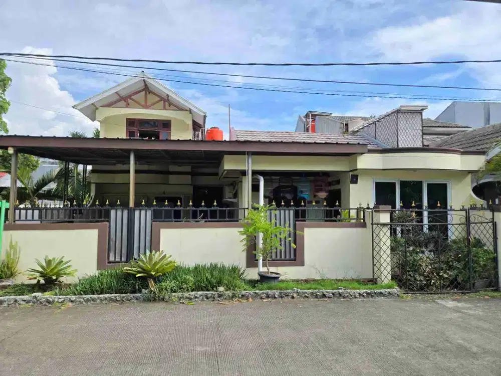 Rumah Hoek Siap Huni, Depan Masjid. Dalam Cluster , Nempel Summarecon Bekasi