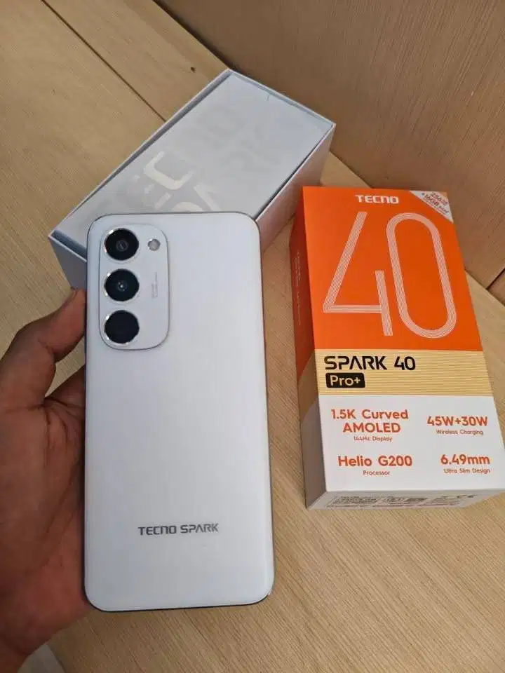 Tecno Spark 40 Pro+ Plus 8/256GB