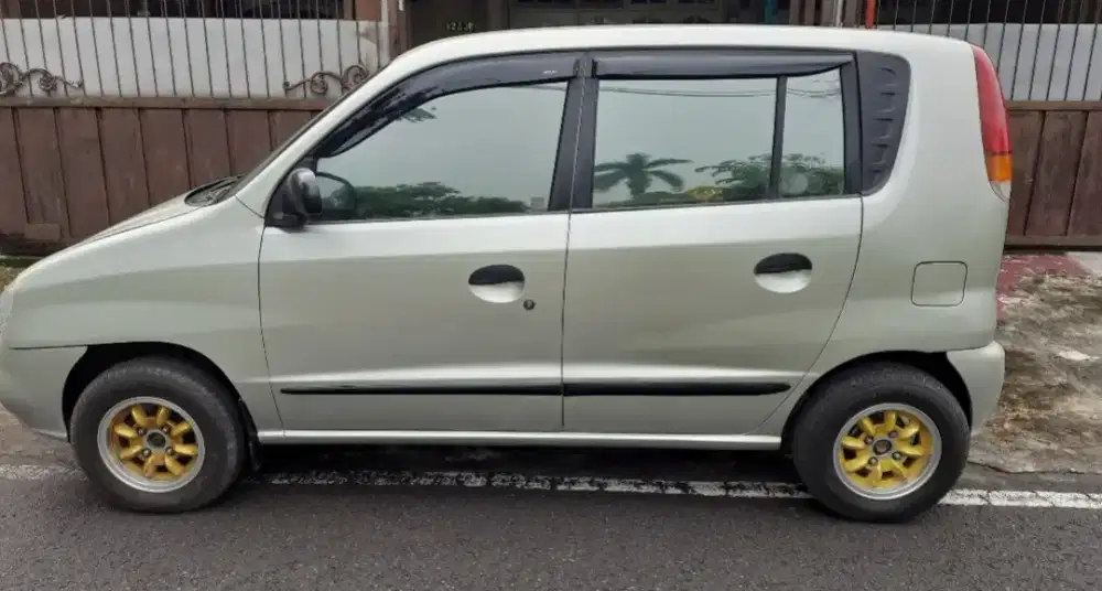 Dijual mobil Hyundai Atoz