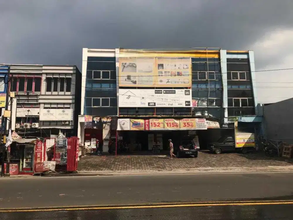 Ruko 3 unit gandeng jalan raya cibinong