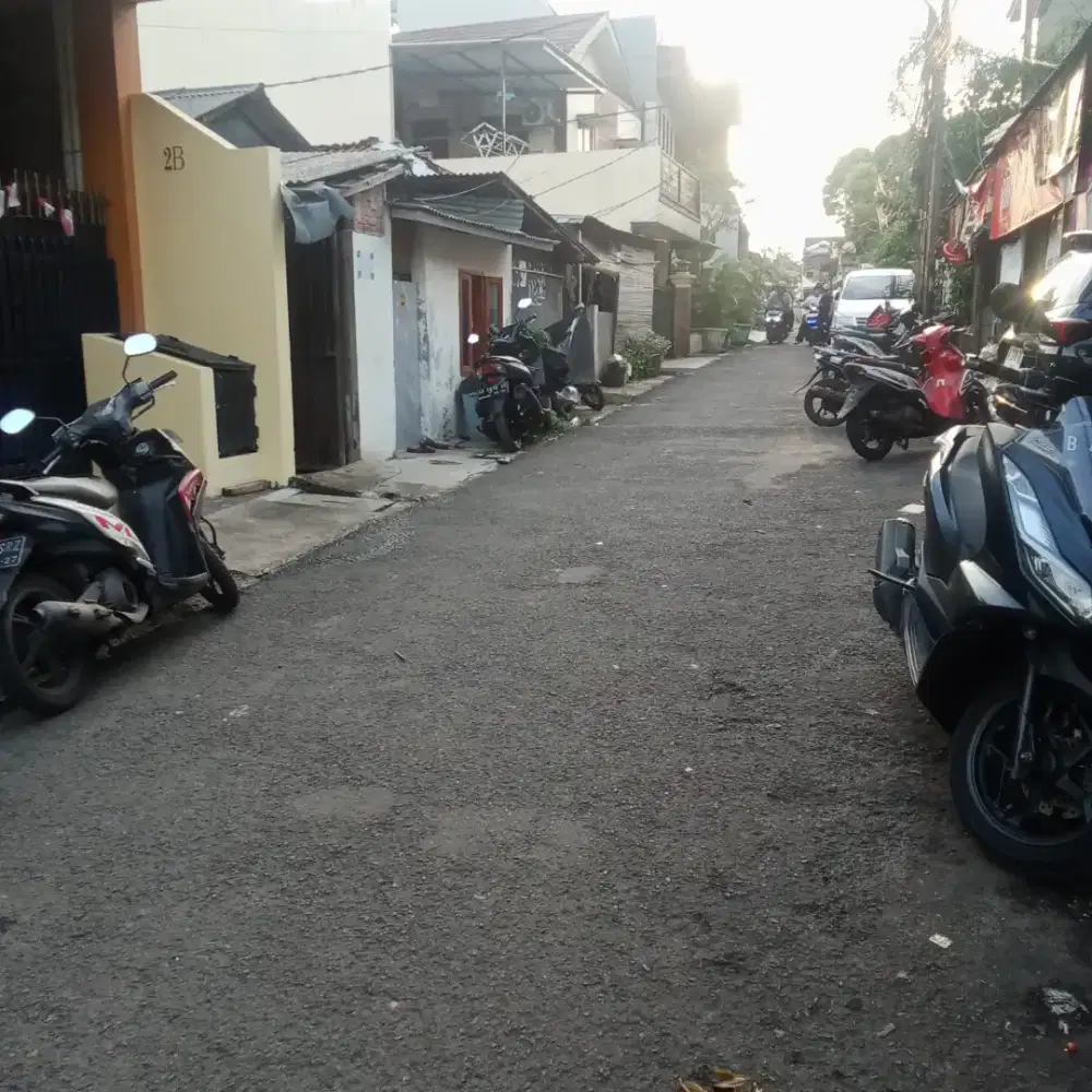 Tanah kavling cuma 2 unit SHM jln lebar di Pd Pinang Jaksel