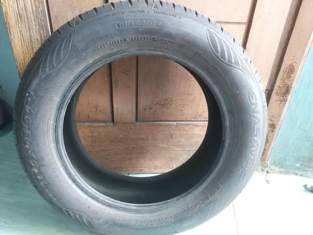 Ban Mobil Bekas Merk DUNLOP masih oke banget