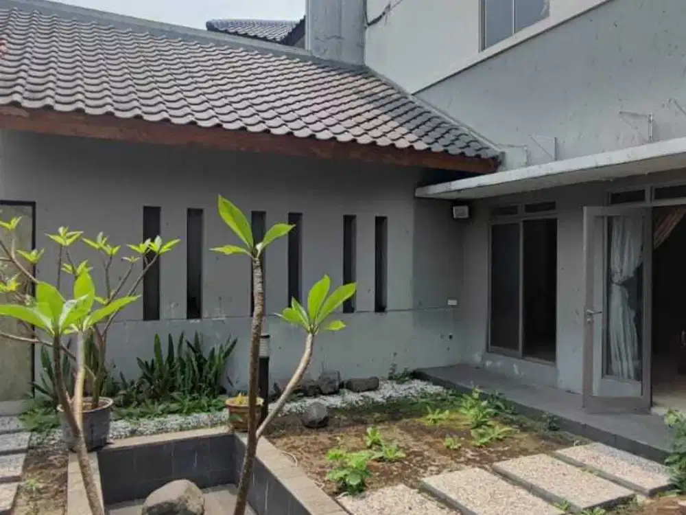 7,5 M Rumah Ratnasasih KBP depan sekolah CBS lt 420 lb 350 kolamrenang