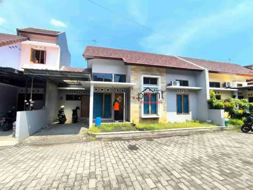 Rumah Bagus Cantik Siap Huni di Cluster Nyaman Dekat The Park Mall Solo Baru