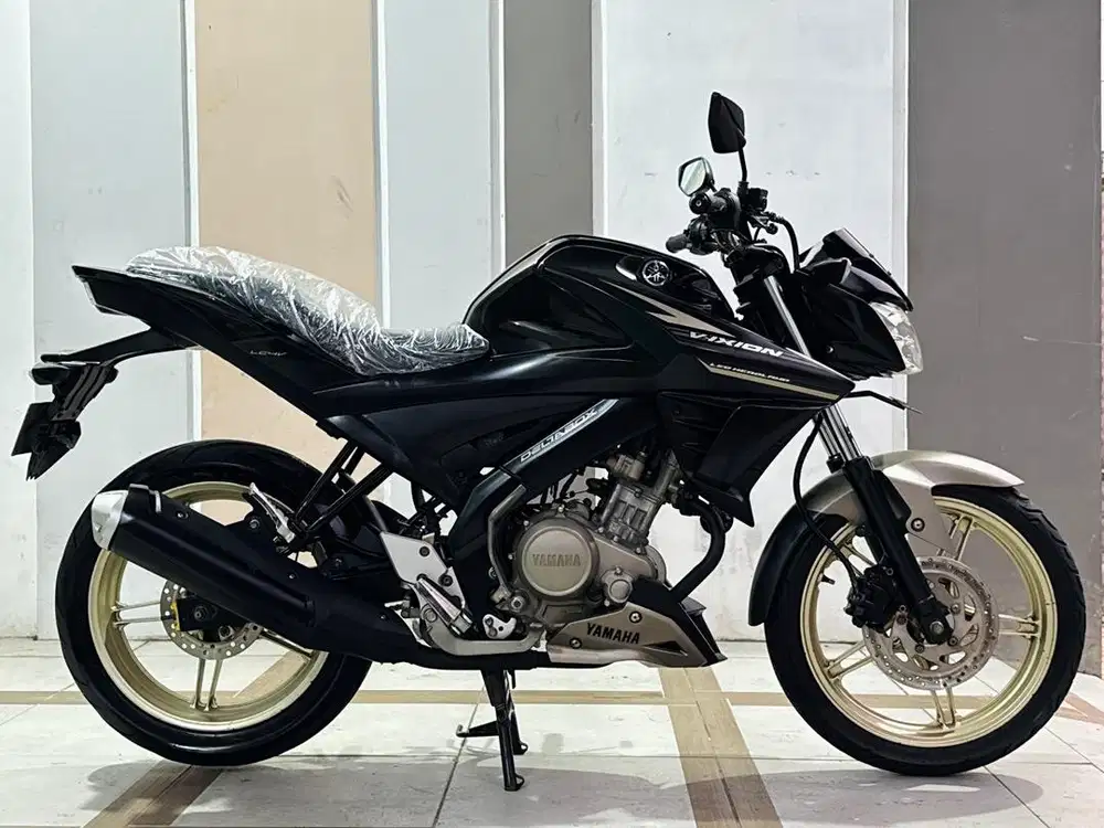 Yamaha VIXION R LED ORI BLACK PAJAK BARU