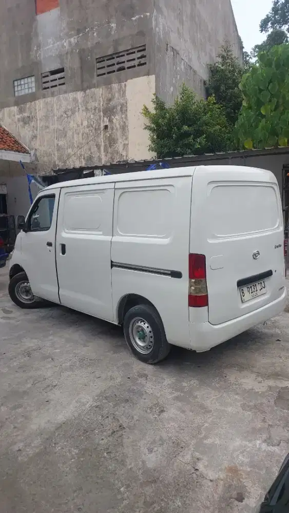 Mobil terawat mesin bagus mobil pemakaian sendiri body mulus