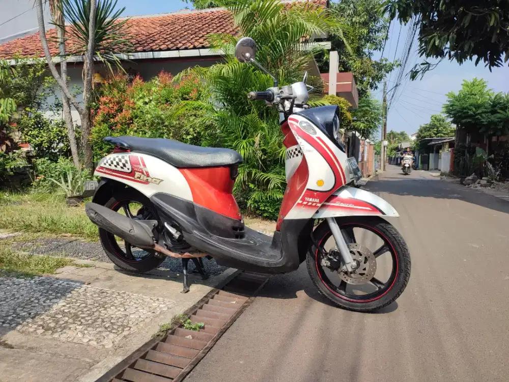 YAMAHA FINO KARBU 2012