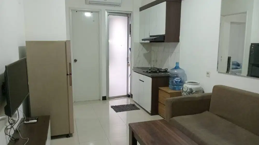 Di sewakan apartemen 2kamar furnish di atas mall