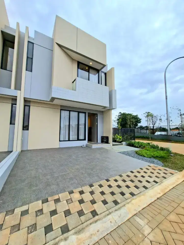 HOT SALE!!! RUMAH MEWAH SIAP HUNI BRANDNEW LOKASI STRATEGIS
