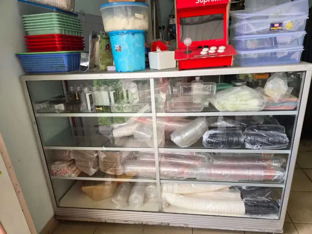 Jual Etalase kaca geser