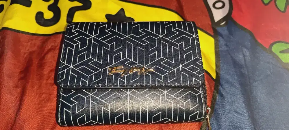 Dompet tommy hilfiger