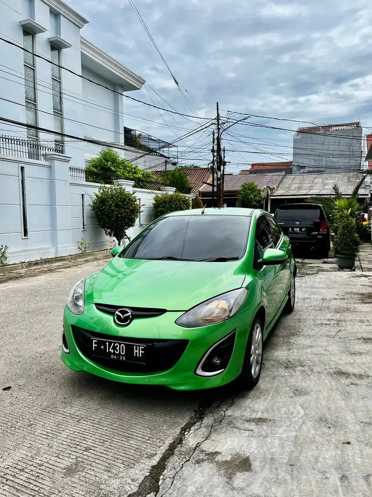 Mazda 2 2011 Bensin
