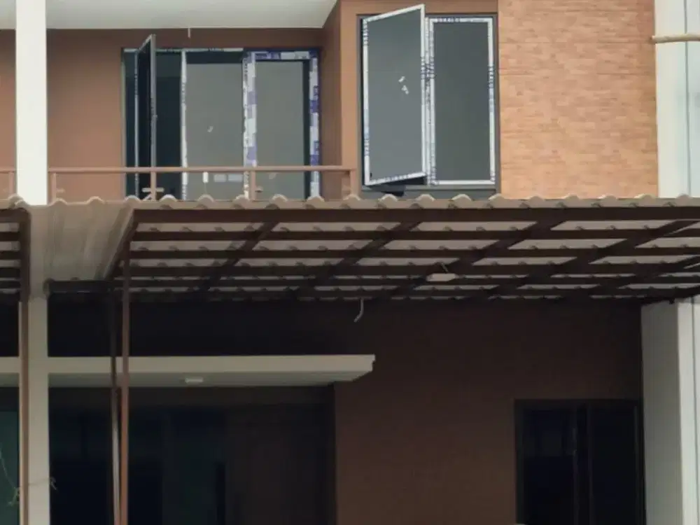 Rumah Scandinavian 2 lt Baru jadi Ciangsana belakang kota wisata Harga Murah