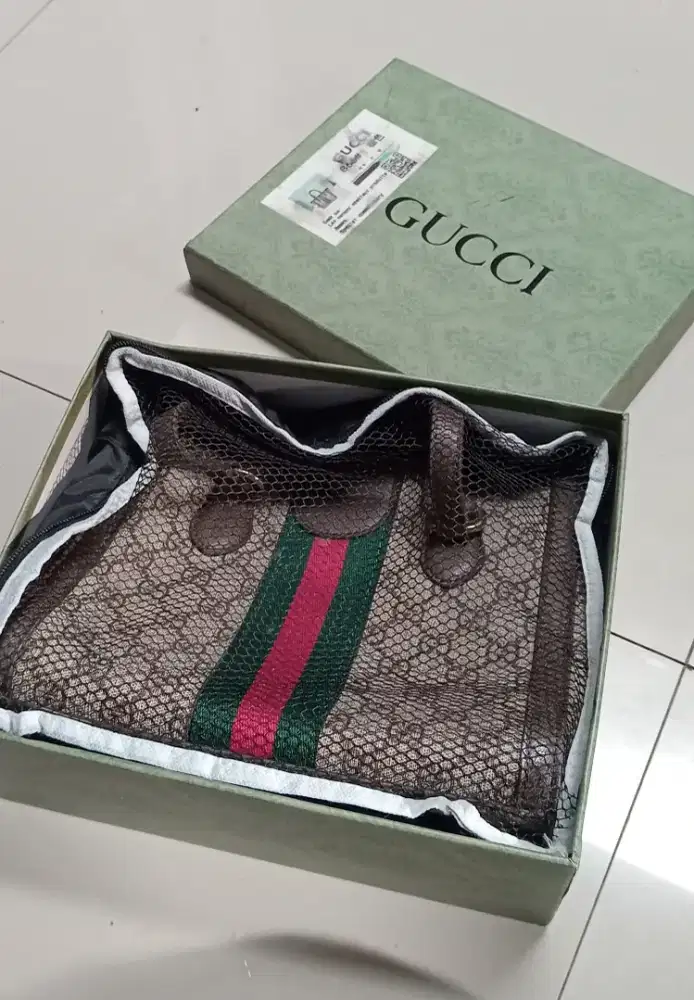 Tas branded gucci