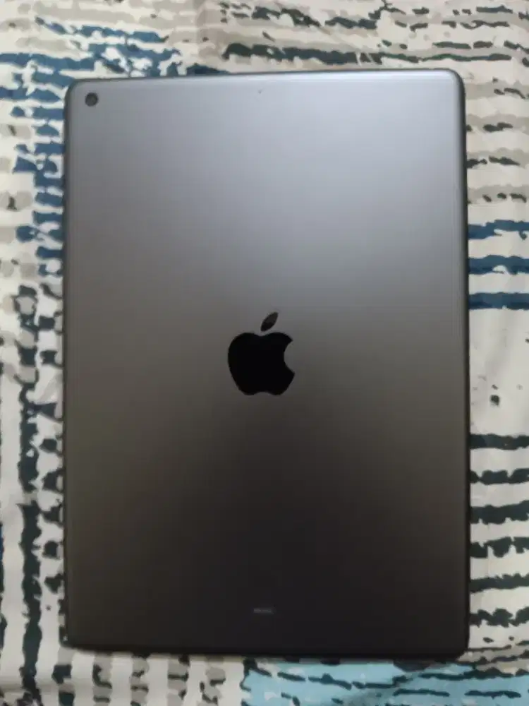iPad (9th generation) Wifi Grey Mulus Resmi ibox