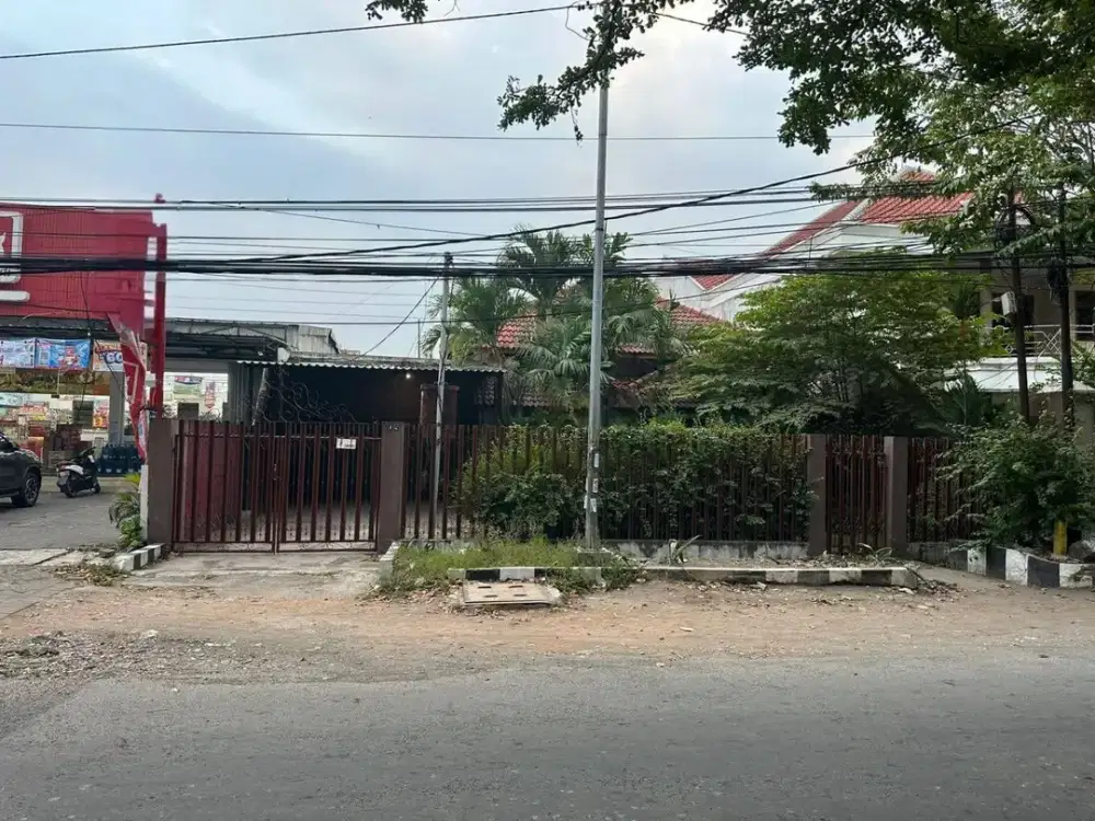 JUAL RUMAH DI RAYA TENGGILIS MEJOYO SURABAYA , COCOK UNTUK RESTO / USAHA