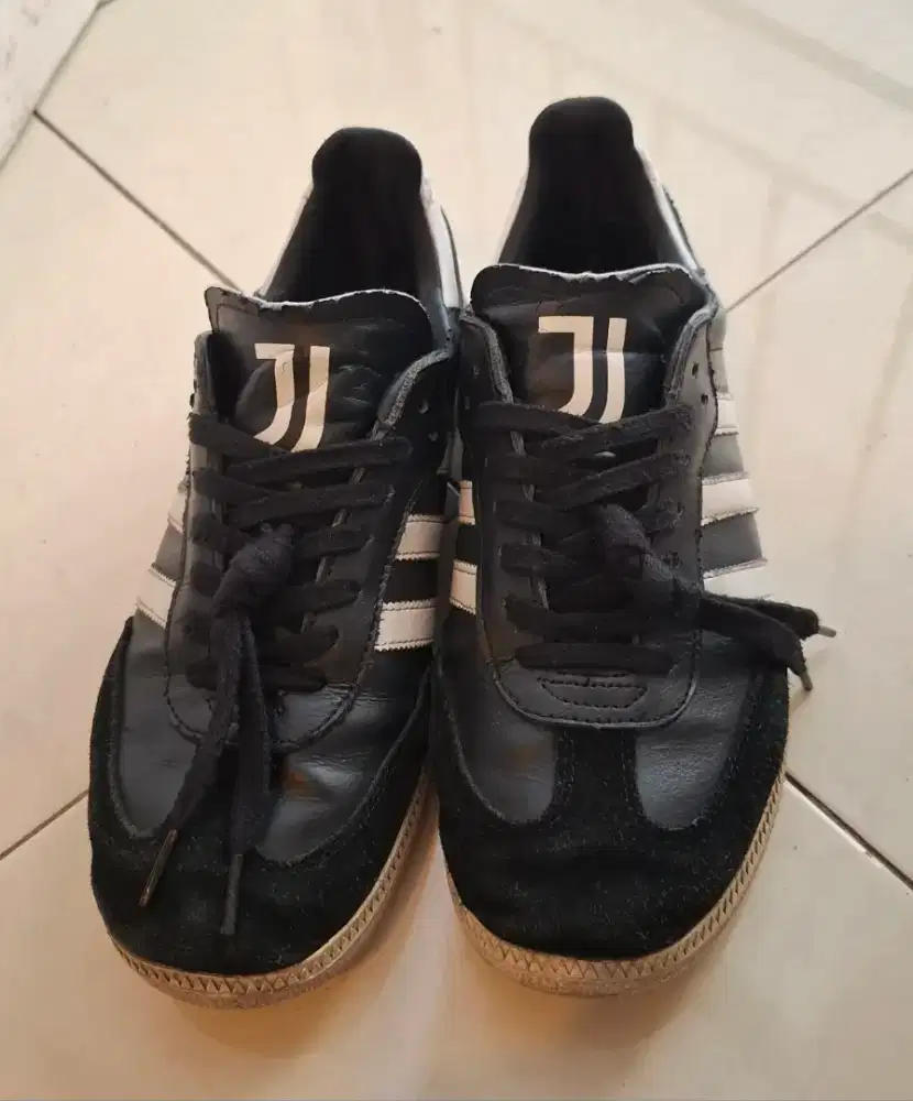 Adidas Samba OG x Juventus