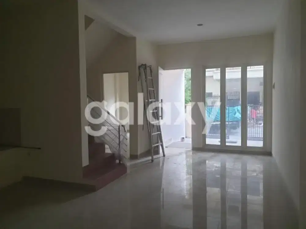 Rumah Baru Di Pakuwon City Surabaya Timur