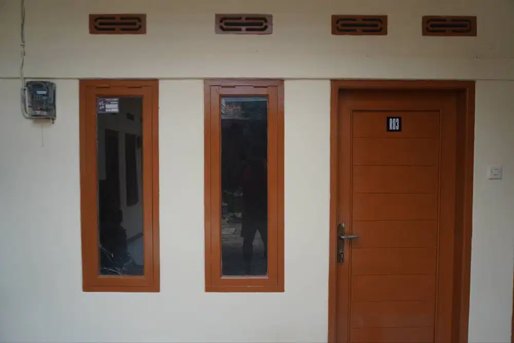 TERIMA KOST SUDAH DENGAN LEMARI DAN KASUR