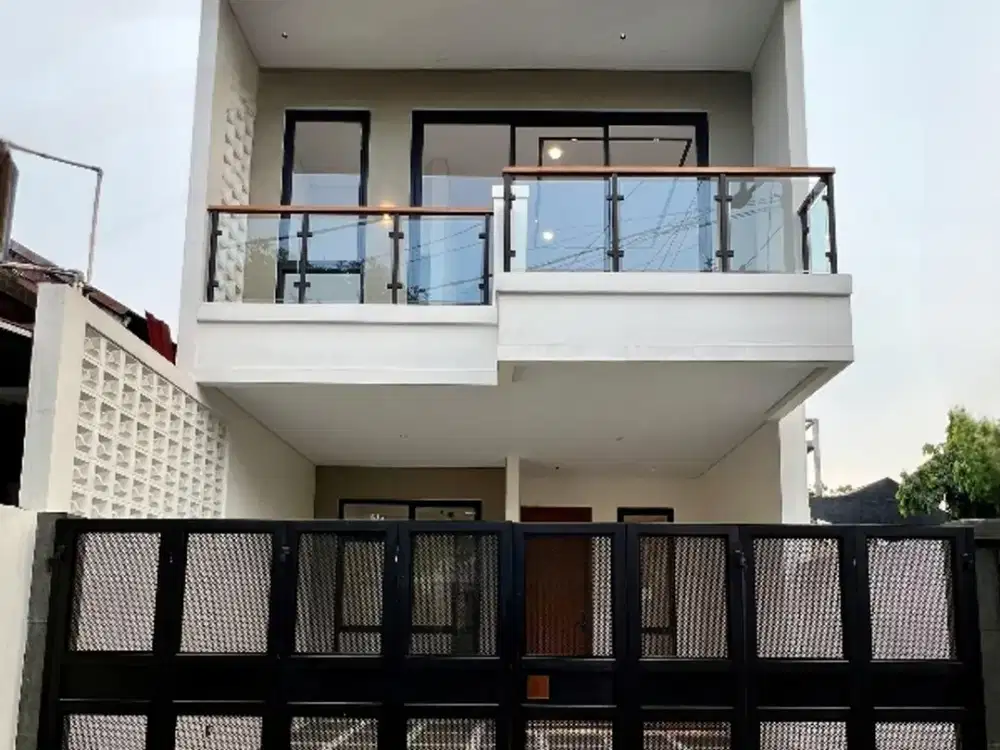 RUMAH SIAP HUNI AKSES JALAN 2 MOBIL