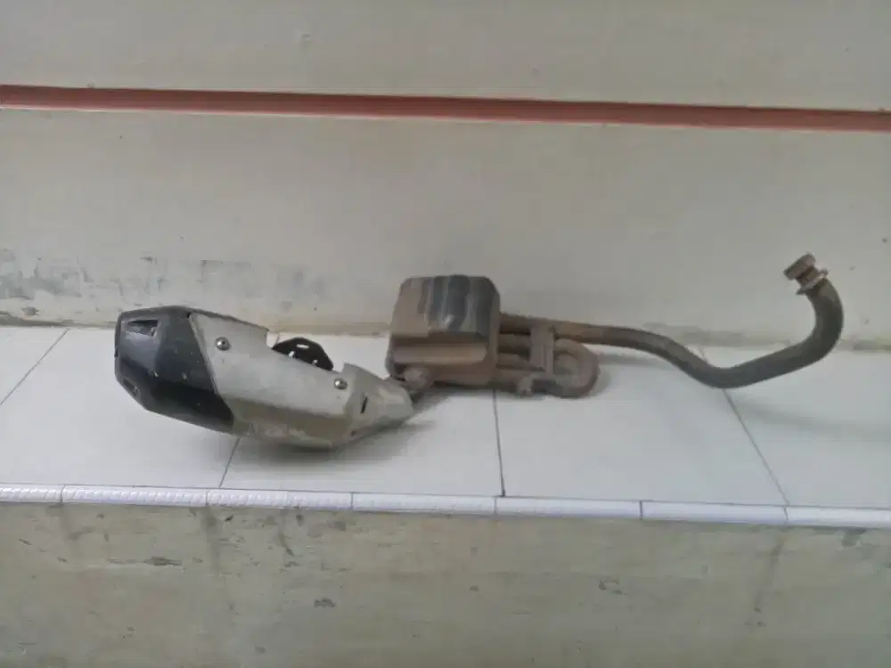 Knalpot byson original ada 2 hitam sm silver tinggal pilih