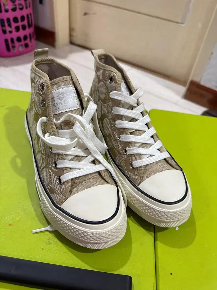 Sepatu Coach Size 38