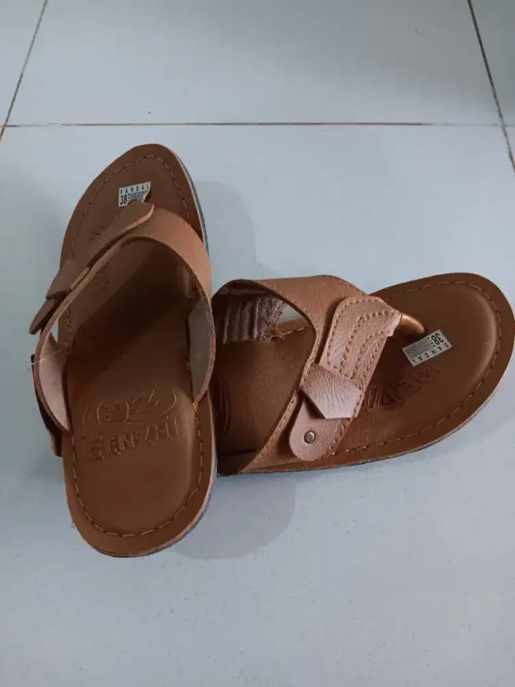 Jual cepat Sendal jepit pria