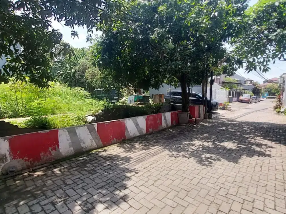 Dekat Pintu Tol Ciledug, Kavling SHM Tangerang Kota. Dalam Perumahan