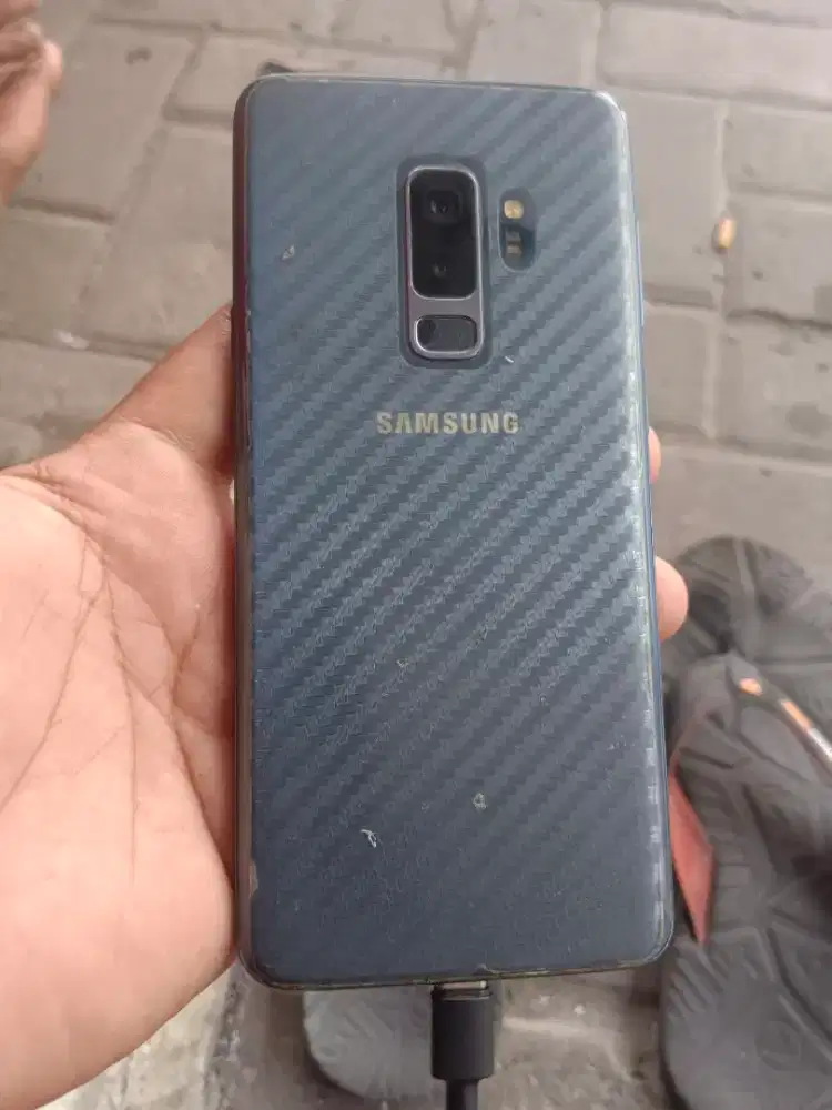 Samsung s9 plus minus kaya di gambar