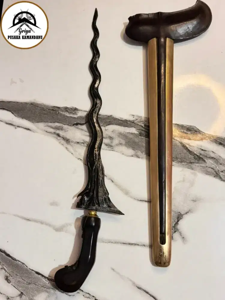 KERIS SENGKELAT LUK 13 PAMOR WENGKON TANGGUH NGADIBOYO