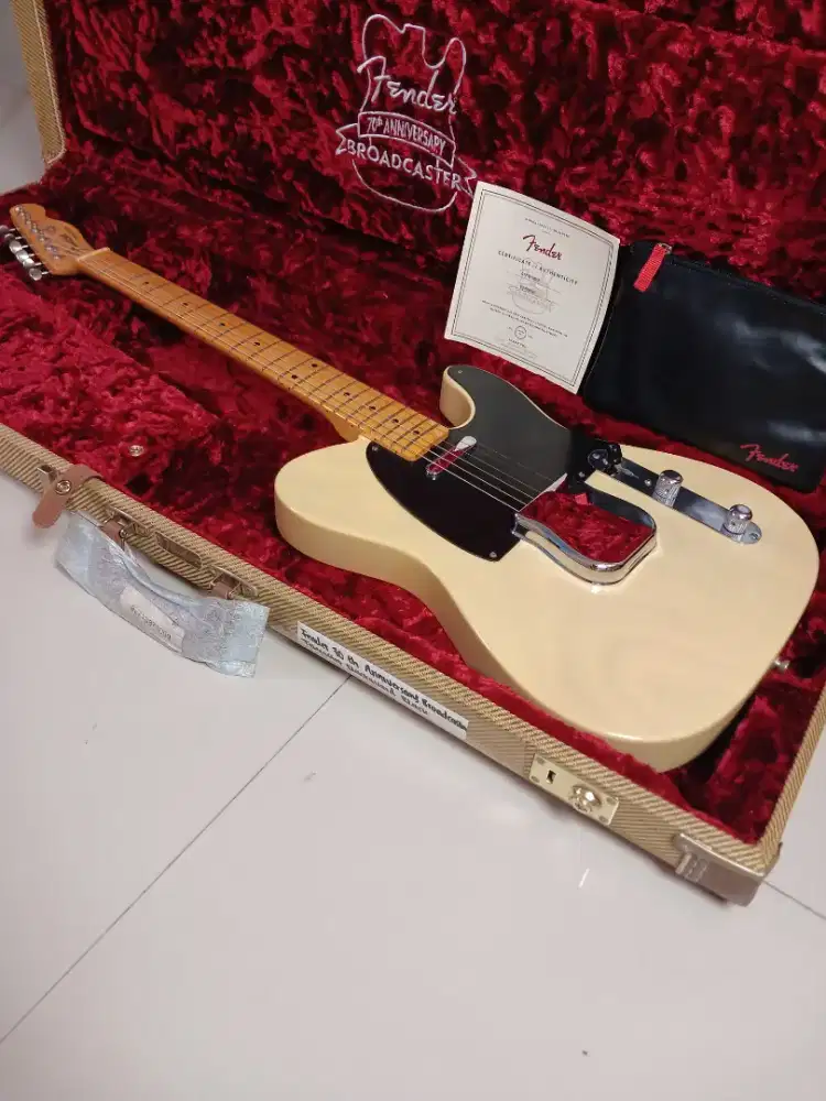 FENDER USA BROADCASTER telecaster 70th