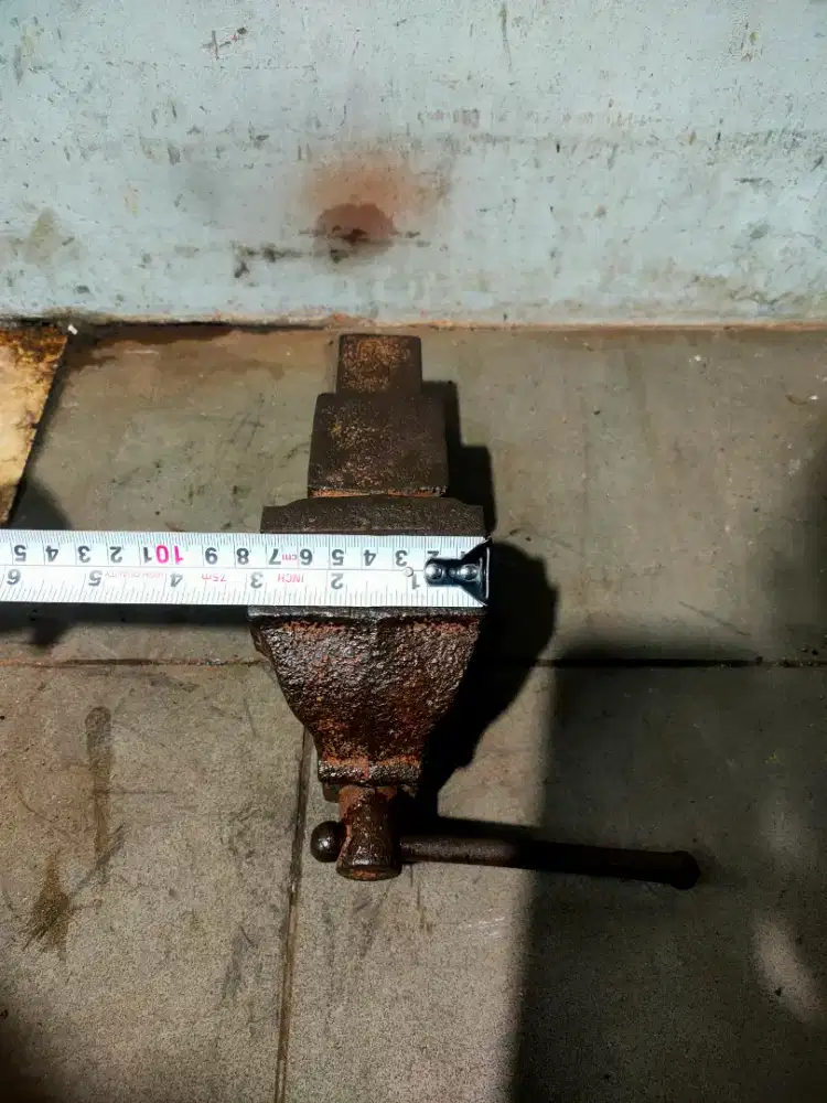 ragum..catok 3inc antik