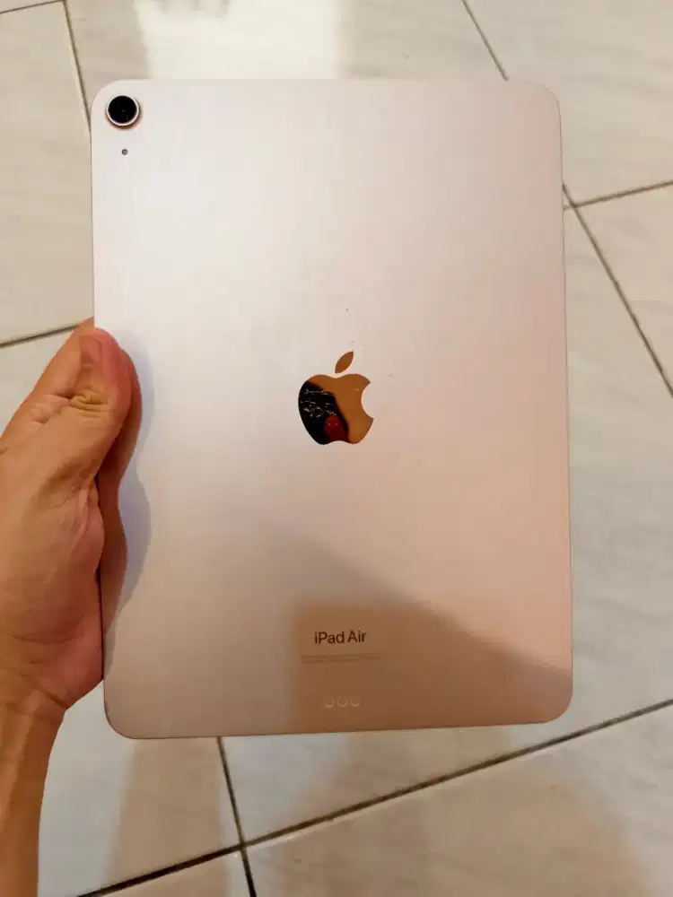 Ipad Air 5 64gb Wifi only likenew