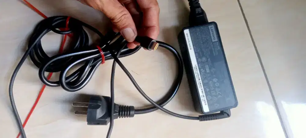 Casan Laptop Lok Kemanggisan Normal